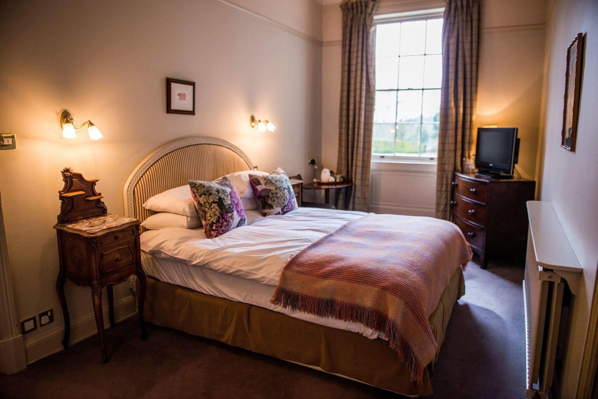 The Elms Hotel & Spa Abberley Bagian luar foto